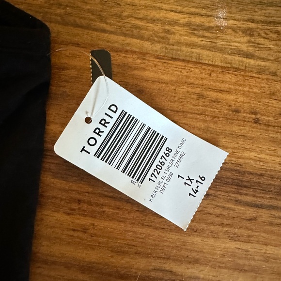 TORRID Favorite Tunic Super Soft One Shoulder Tunic Tank - Picture 10 of 11